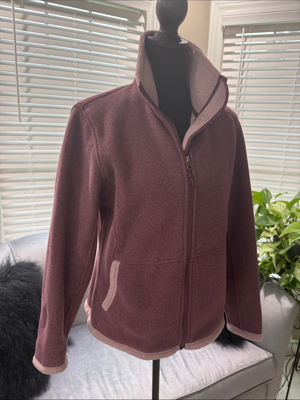 Marmot Womens Full-Zip Teddy Fleece Jacket in Dusty Mauve